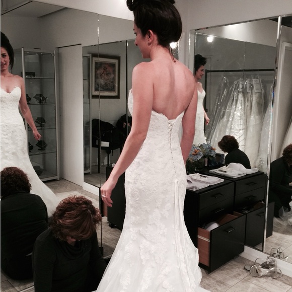 Demetrios Wedding dress cb 7674 size 2, altered to fit dress size 2 - Picture 3 of 12